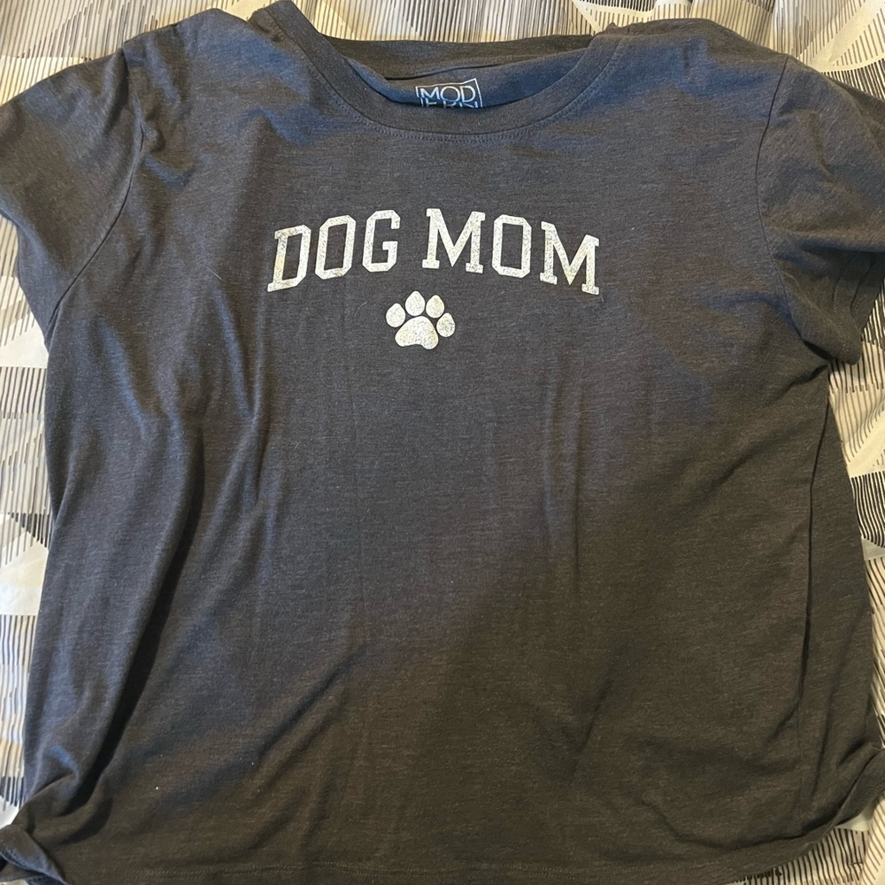 Dog Mom Charcoal Tee
